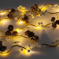 15449.60 - Светодиодная гирлянда Cones and Berries