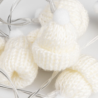 16957.60 - Гирлянда Cosy Poms, белая