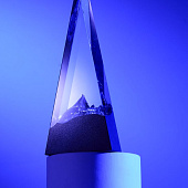 Стела Upward