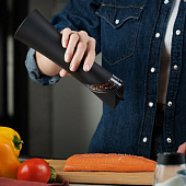 Гравитационная мельница для специй Gravita, черная