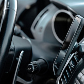 Магнитный держатель для смартфонов Cling