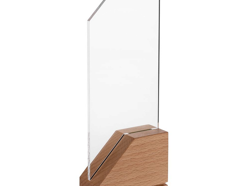 Стела Tribute 1