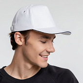 Бейсболка Classic, белая с темно-синим кантом