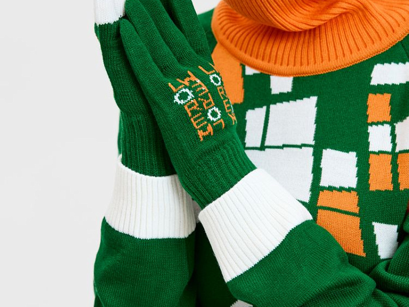 Перчатки на заказ Guanti, акрил