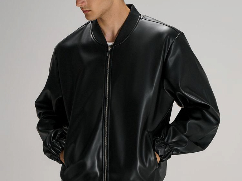 Бомбер из искусственной кожи Univer, черный