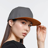 Бейсболка Foreside с прямым козырьком, серая с коричневым