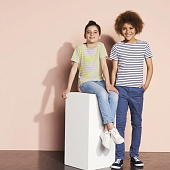 Футболка детская Miles Kids белая с темно-синим