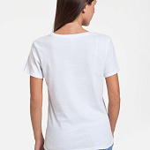 Футболка женская «Любовь зла», белая