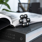 Магнитный антистресс Trifles, черный