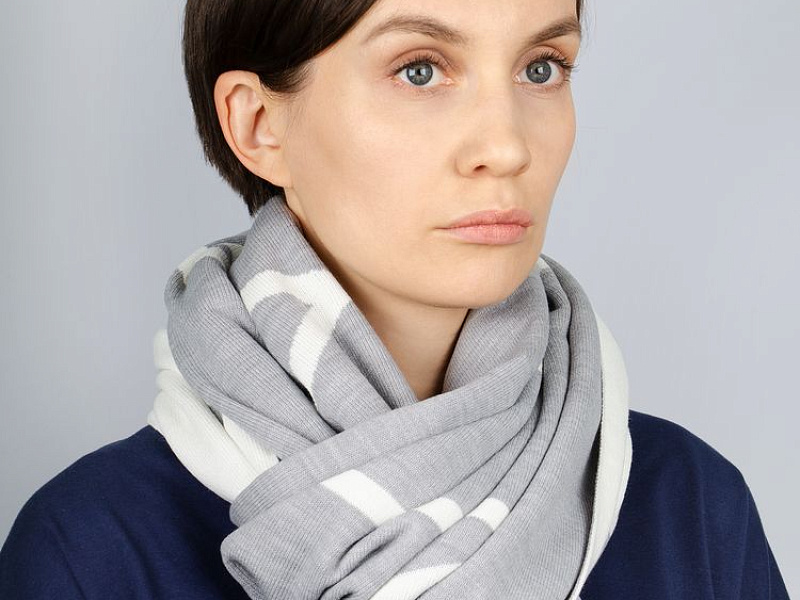 Шарф Bereg, молочный с серым