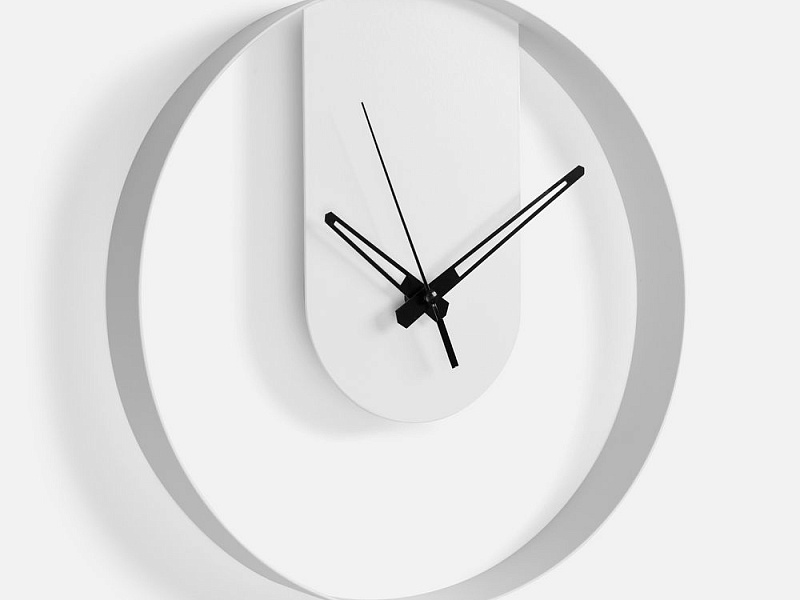 Часы Laconic, белые