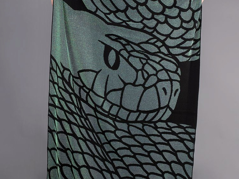 Плед Serpentica, черный с люрексом