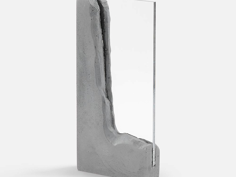 Стела Rocktica