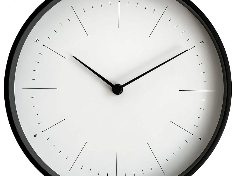 Часы настенные Lacky, белые с черным