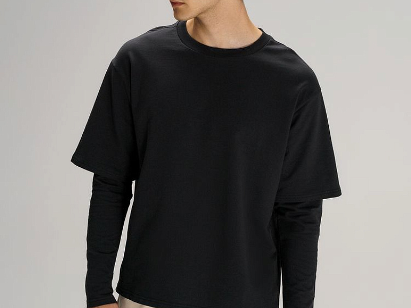 Футболка оверсайз с двойным рукавом Kosmos, черная