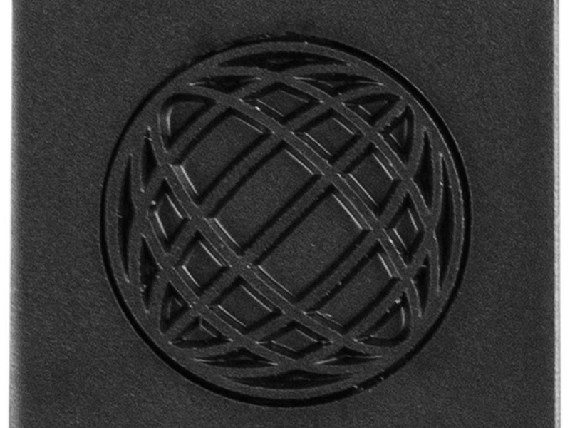 Шильдик на резинку Band, глобус