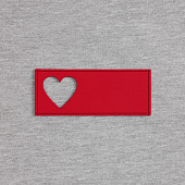 Лейбл из ПВХ с вырубкой «Сердце», красный