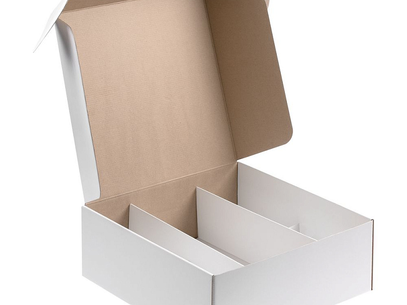 Коробка Enorme с ложементом для пледа и бокалов