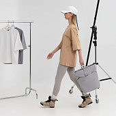 Бейсболка Kosmos, белая