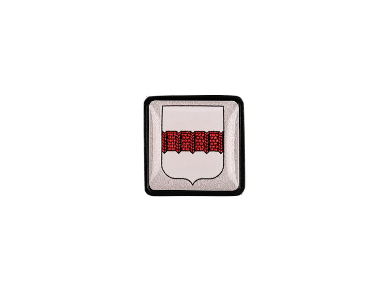 Шильдик на резинку с наклейкой «Омск», черный