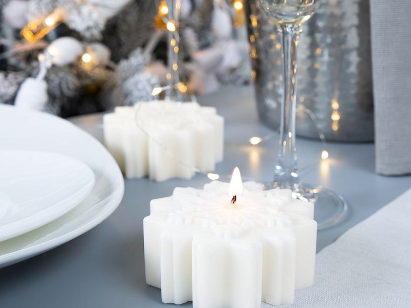 Свеча Snowflame 1, белая, 8 см