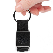 Брелок Stropp с тканевой вставкой, черный