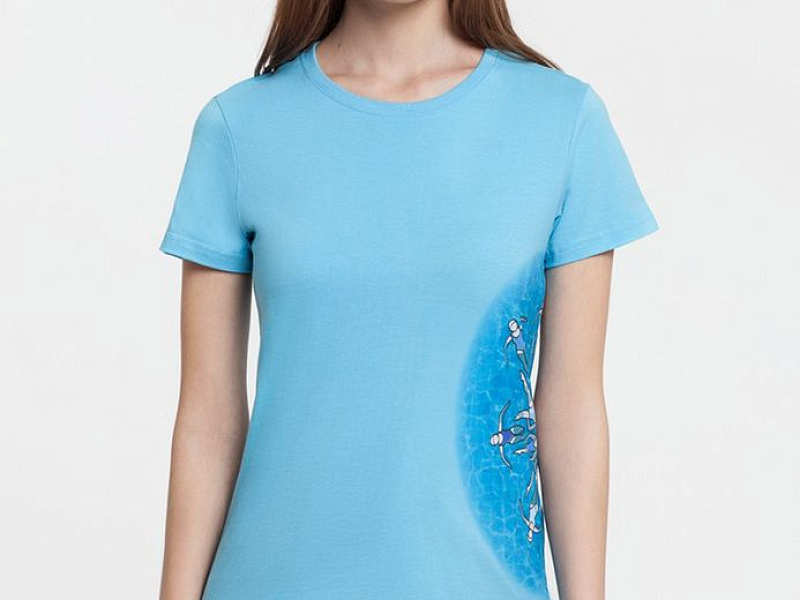 Футболка женская «Вместе и вовремя»