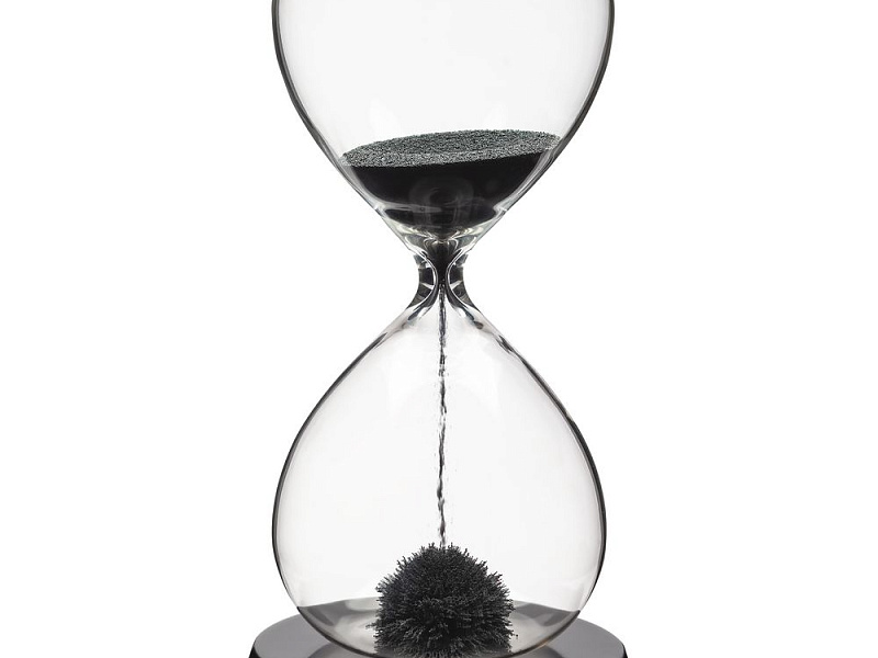 Магнитный антистресс Elusive Time, черный