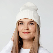 Шапка Urbanite, молочно-белая
