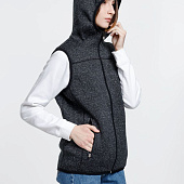 Жилет с капюшоном унисекс Gotland, черный