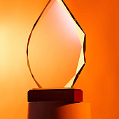 Стела Glory Daze