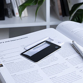 Лупа Visionary с подсветкой, черная