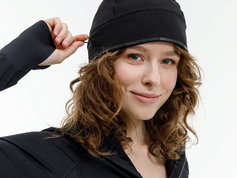 Спортивная шапка утепленная Jogge, черная