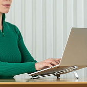 Подставка для ноутбука и планшета Triplex, серебристая