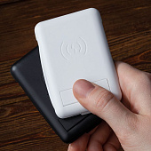 Органайзер с беспроводной зарядкой и набором адаптеров Octopod, черный