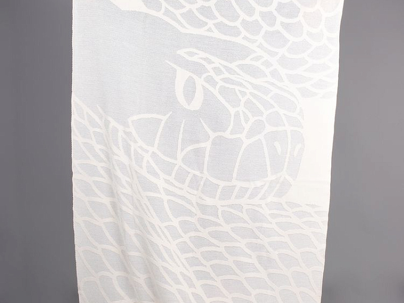 Плед Serpentica, молочный с люрексом