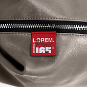 Лейбл из ПВХ Kare, красный