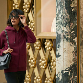 Толстовка на молнии с капюшоном женская Queen, белая