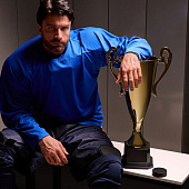 Кубок Guildford, золотистый